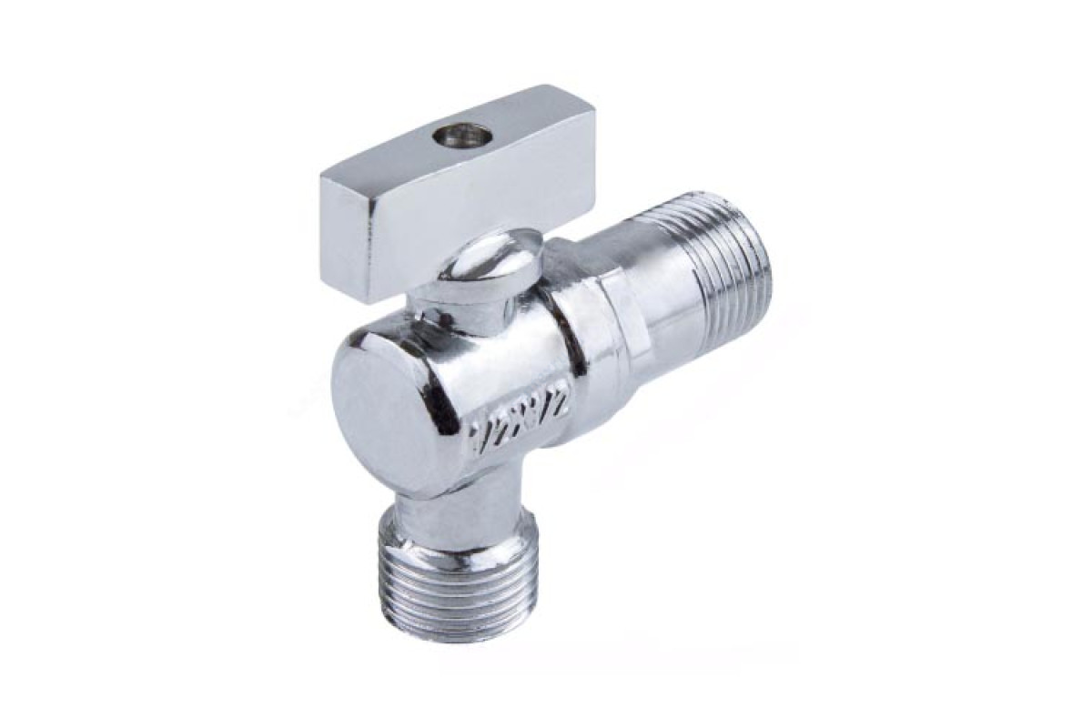 Кран шаровой латунный бытовой хром угловой 1041 G1/2"х3/4" Ру10 НР редуцированный бабочка Aquasfera 1041-02