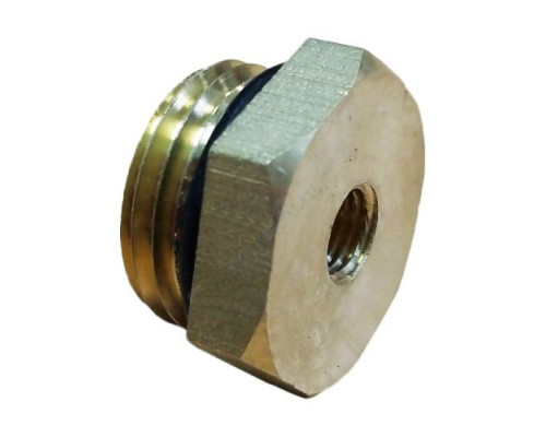 Футорка латунь Ду 15х8 (1/2"х1/4") с резиновым кольцом НР/ВР Апогей 310013 Футорка латунь Ду 15х8 (1/2"х1/4") с резиновым кольцом НР/ВР Апогей 310013